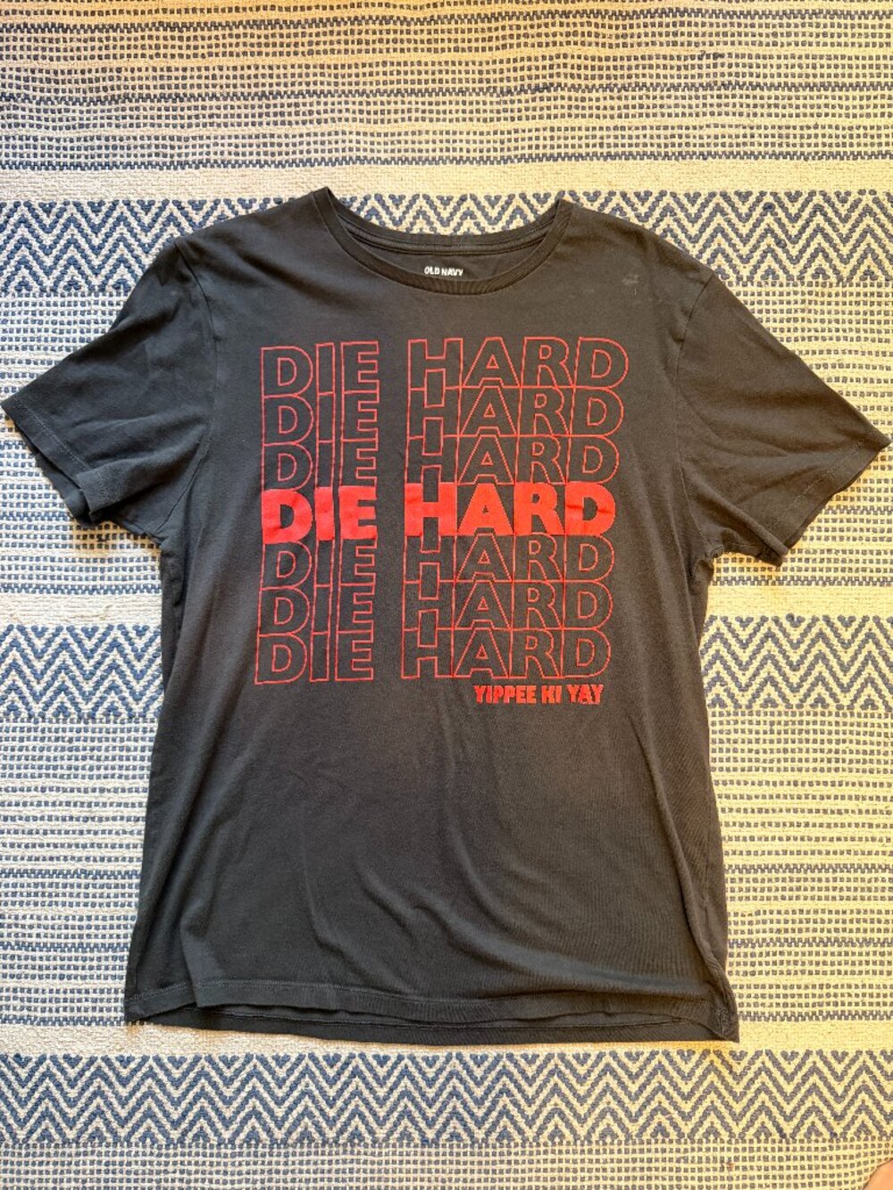 Old Navy Unisex “Die Hard” Graphic T-Shirt – Medium
